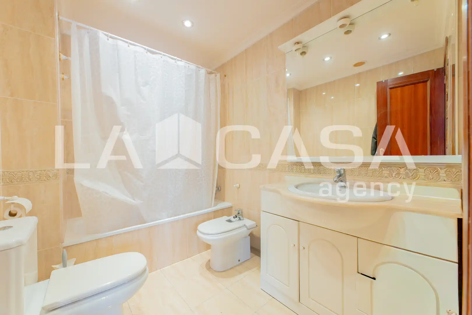 Baño de Piso en venta en Valencia con Balcón