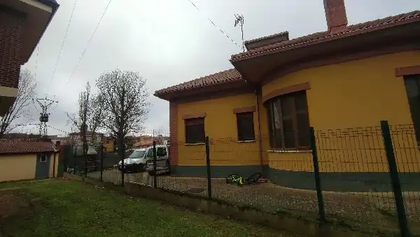 Vista exterior de Casa o chalet en venta en Gordaliza del Pino