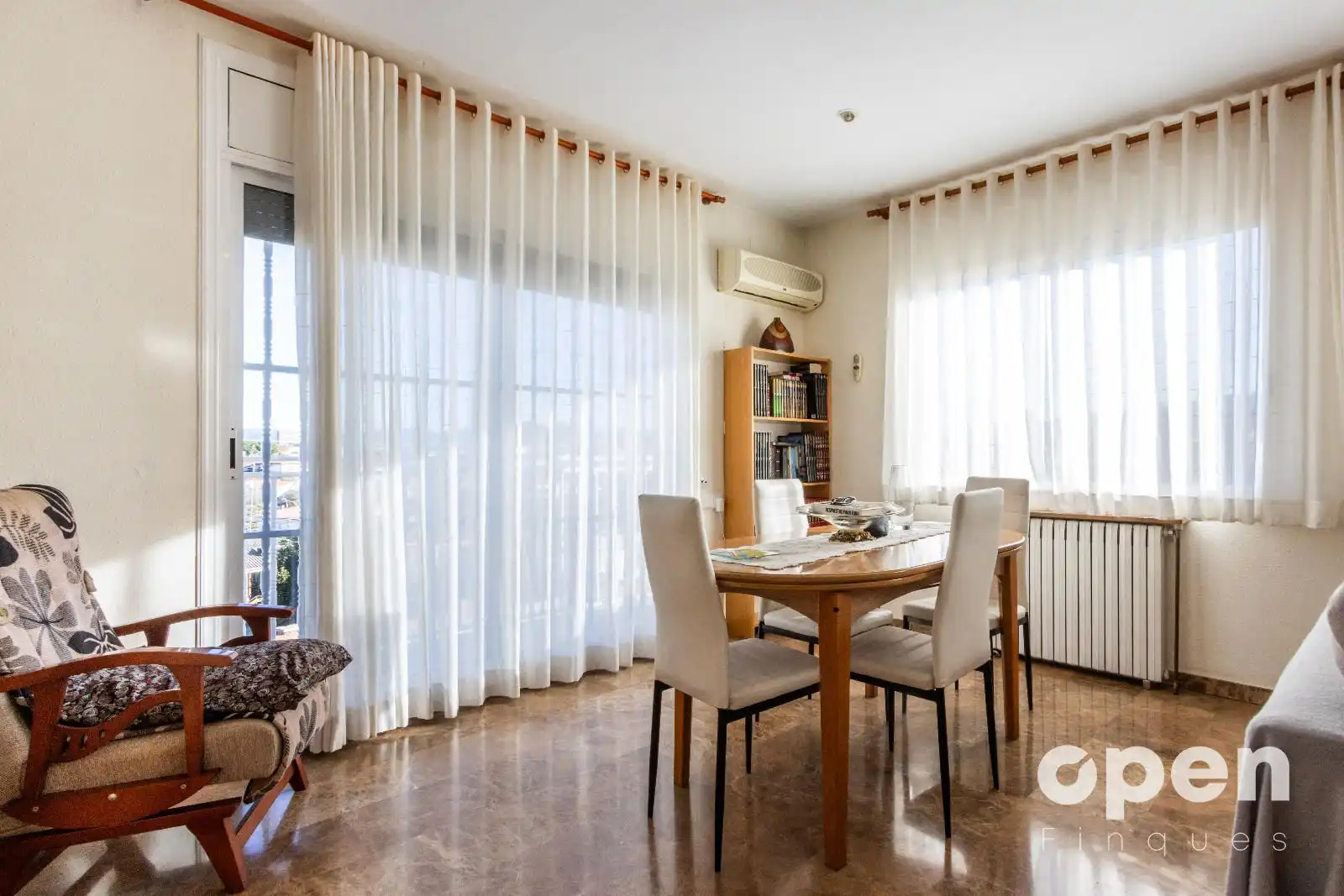 Comedor de Casa o chalet en venta en Terrassa con Aire acondicionado, Calefacción y Terraza