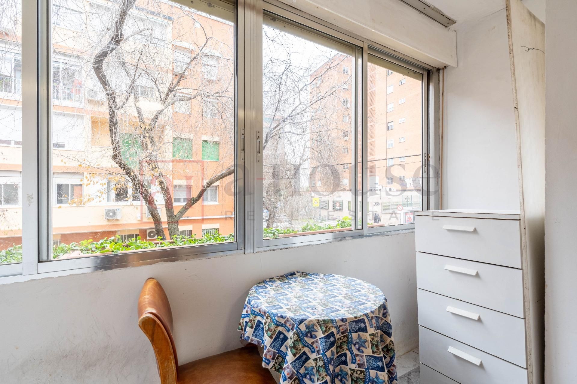 Bedroom of Flat for sale in  Madrid Capital  with Air Conditioner, Heating and Furnished