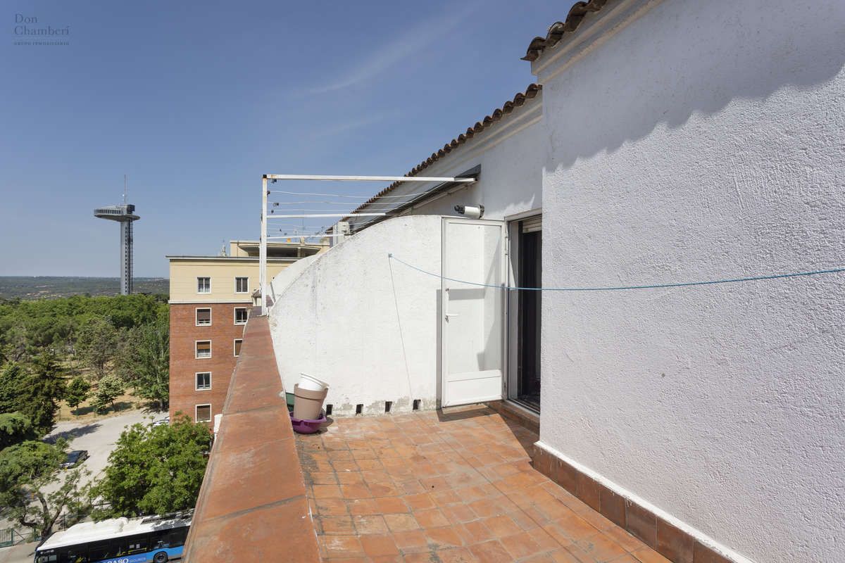 Terrassa de Dúplex de lloguer en  Madrid Capital amb Calefacció, Terrassa i Moblat