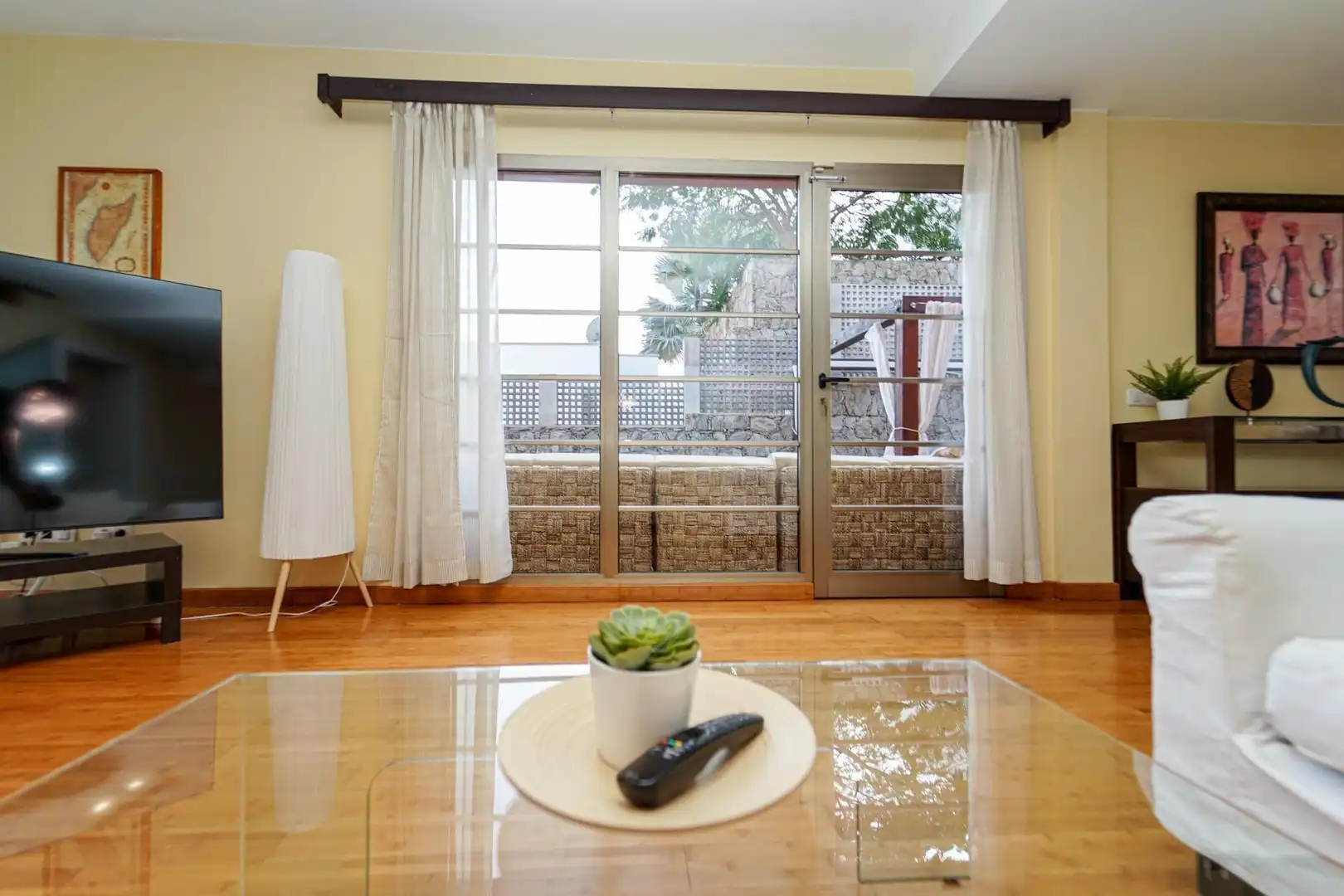 Sala d'estar de Casa o xalet en venda en Mogán amb Aire condicionat, Jardí privat i Terrassa