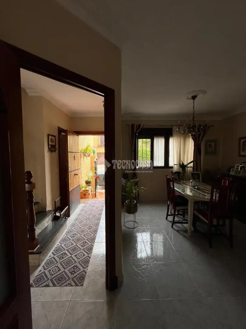 Detached homes for sale in Alcalá de Guadaira  with Air Conditioner, Heating and Balcony