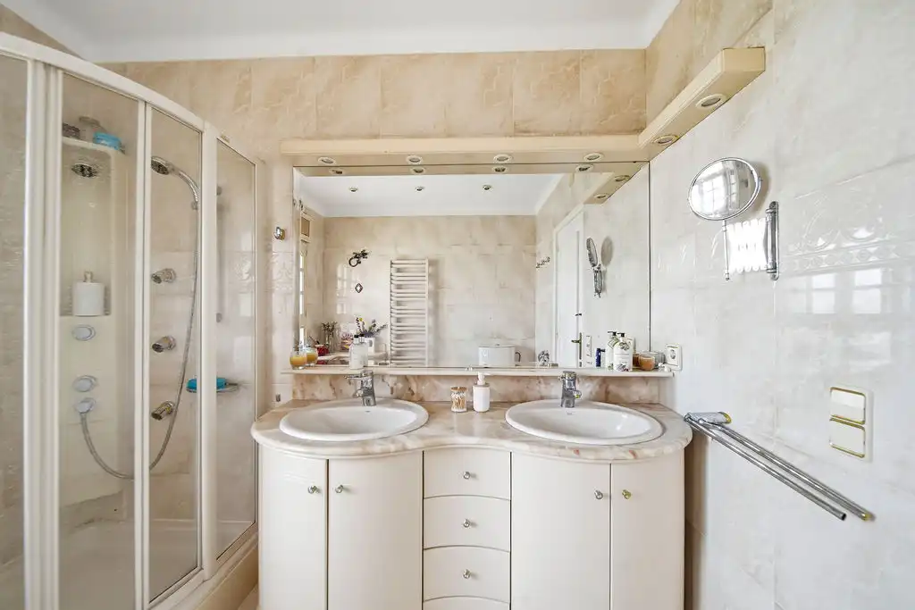 Casa con piscina en venta en Carrer Noguera, imagen 27
