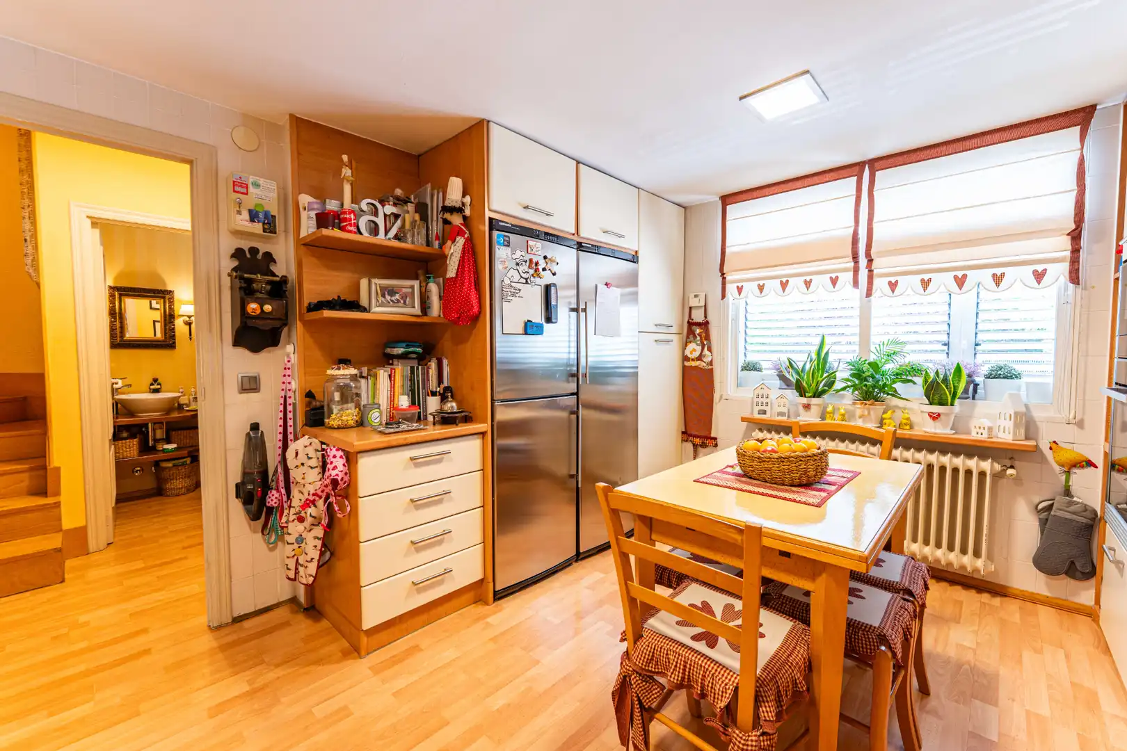 Cocina de Casa adosada en venta en Las Rozas de Madrid con Aire acondicionado, Calefacción y Jardín privado