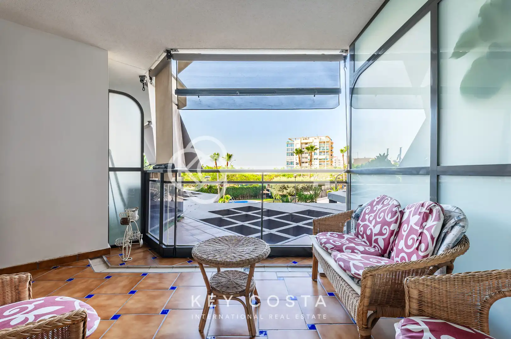Terrace of Flat for sale in Alicante / Alacant  with Air Conditioner, Heating and Private garden
