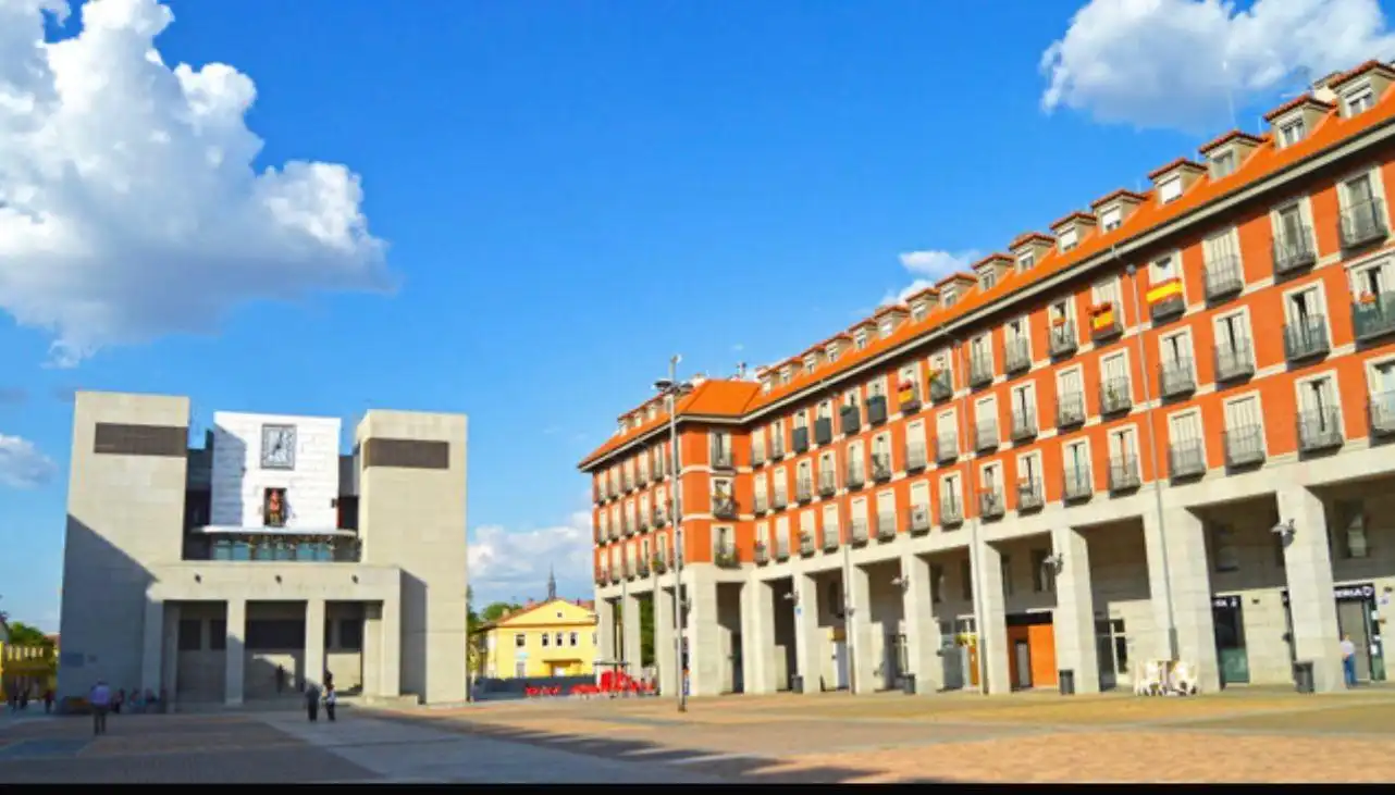 Vista exterior de Apartamento en venta en Leganés