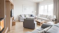 Sala d'estar de Pis en venda en  Cádiz Capital amb Terrassa i Piscina comunitària