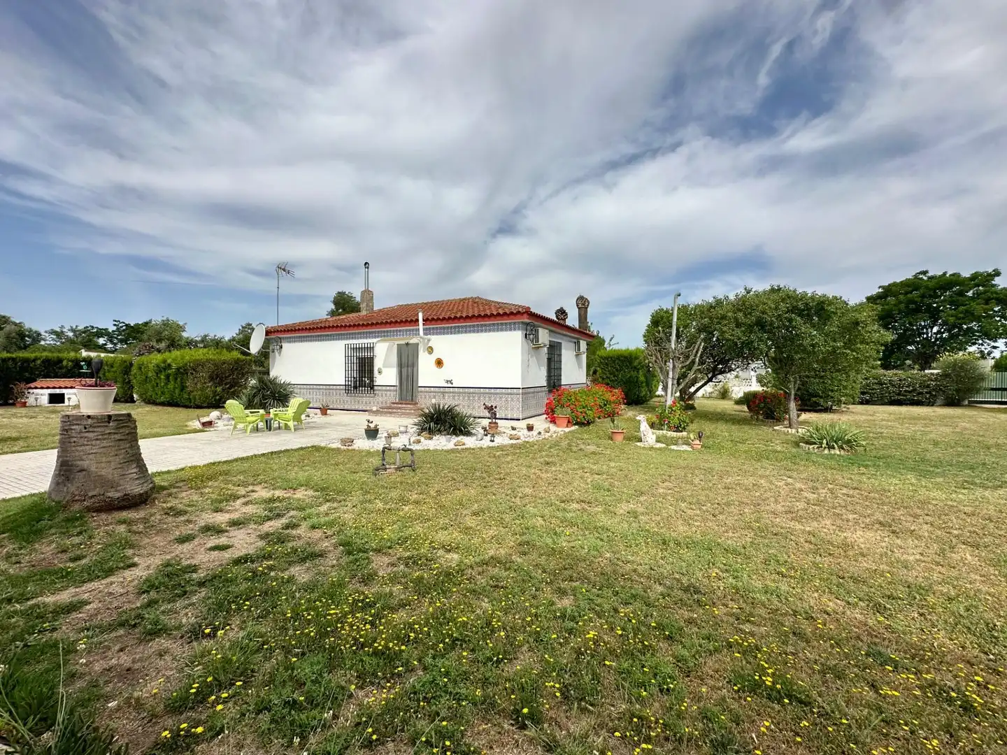 Garden of Houses for sale in Paradas