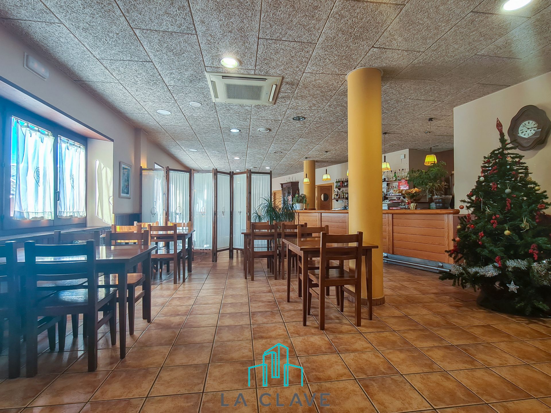 Building for sale in Planoles