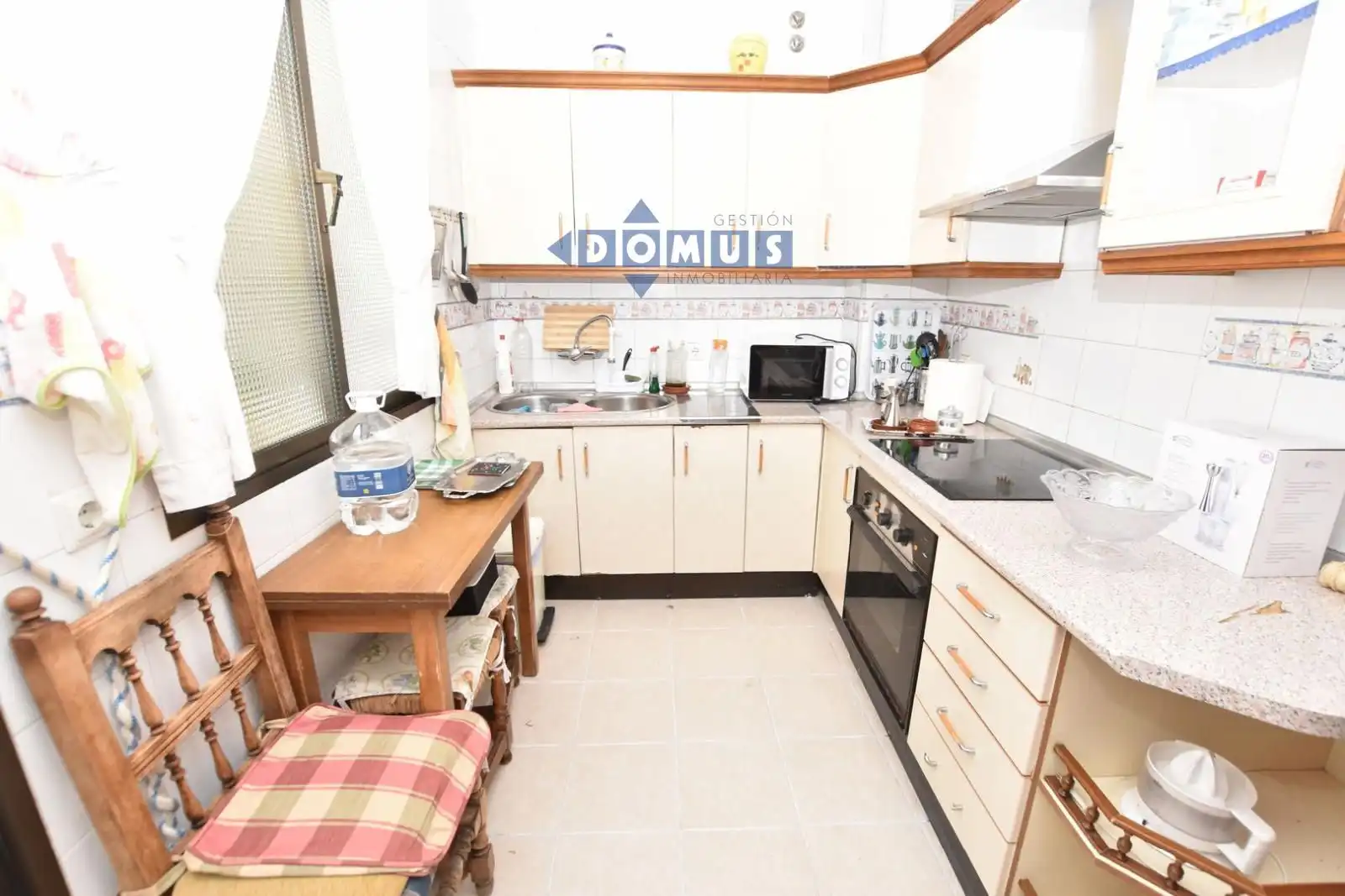 Kitchen of Flat for sale in Ronda  with Air Conditioner, Heating and Terrace