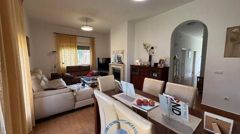 Foto 5 de Casa o chalet en venta en Urbanización Federico Echaguy, Entrenúcleos, Dos Hermanas