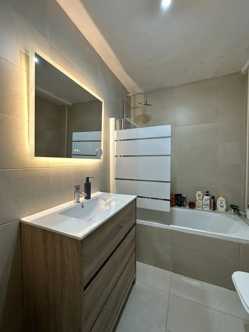 Baño de Piso en venta en Ontinyent con Aire acondicionado, Calefacción y Trastero