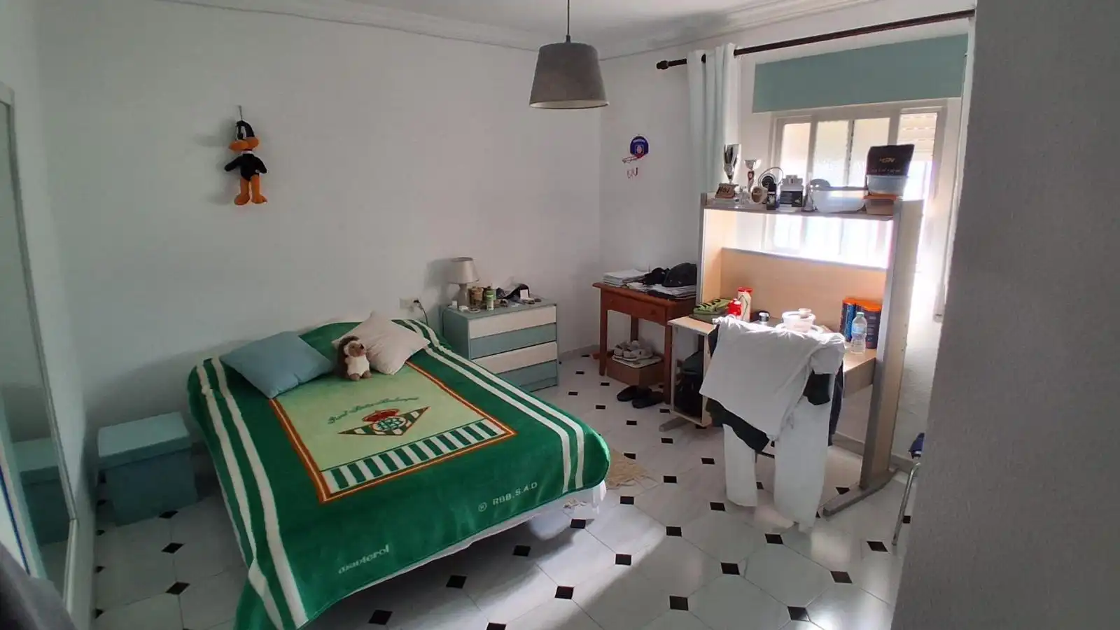 Habitación de Casa o chalet en venta en Chiclana de la Frontera con Jardín privado