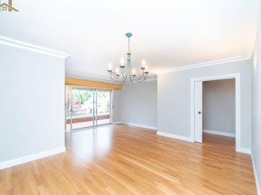 Flat with balcony for sale in Calle Solano