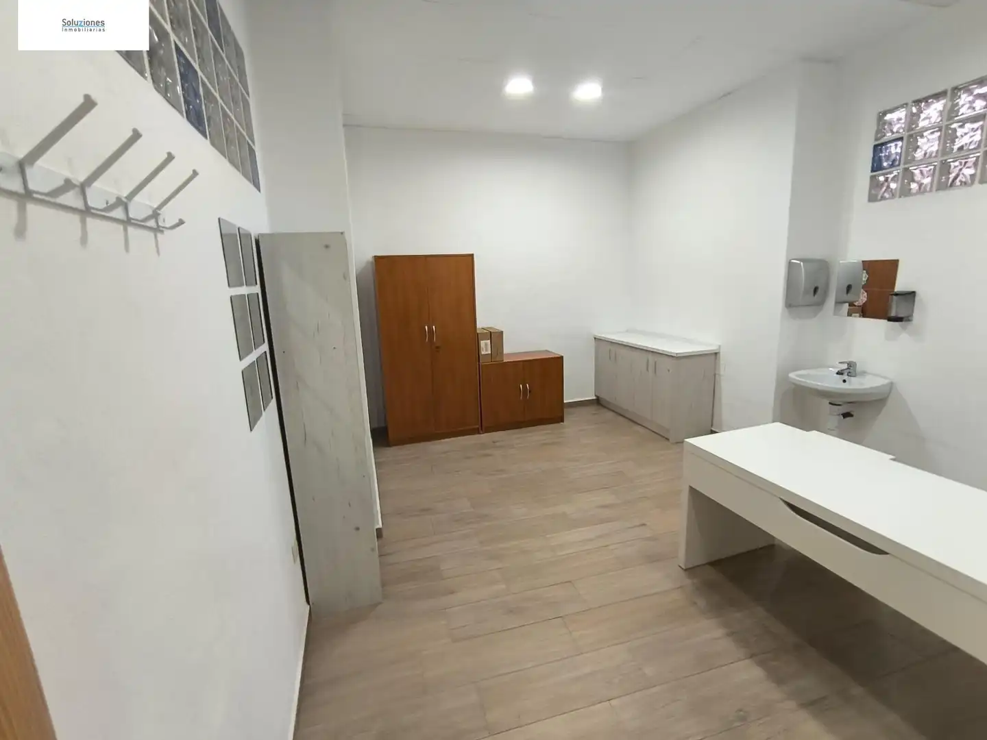 Local comercial en venda a El Pilar, imagen 25