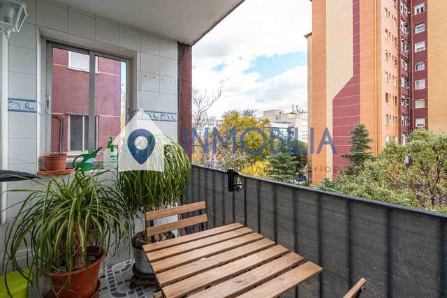 Piso en Venta en Calle de Ascao en Pueblo Nuevo