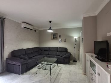 Casa a schiera in vendita a Calle Luis Cernuda