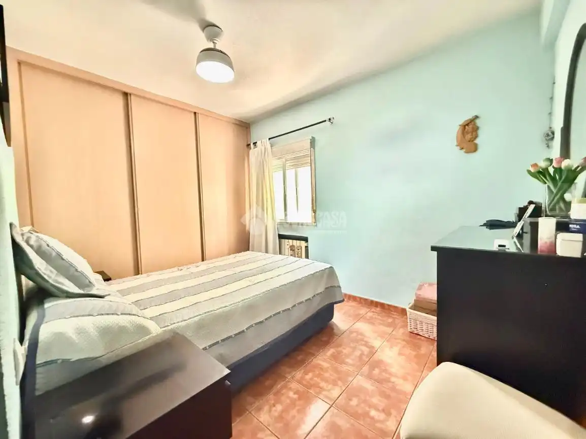 Flat for sale in C. Ribadeo, Valderas - Los Castillos