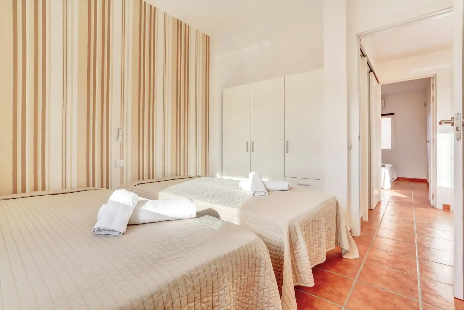 Bedroom of Apartments for sale in La Oliva