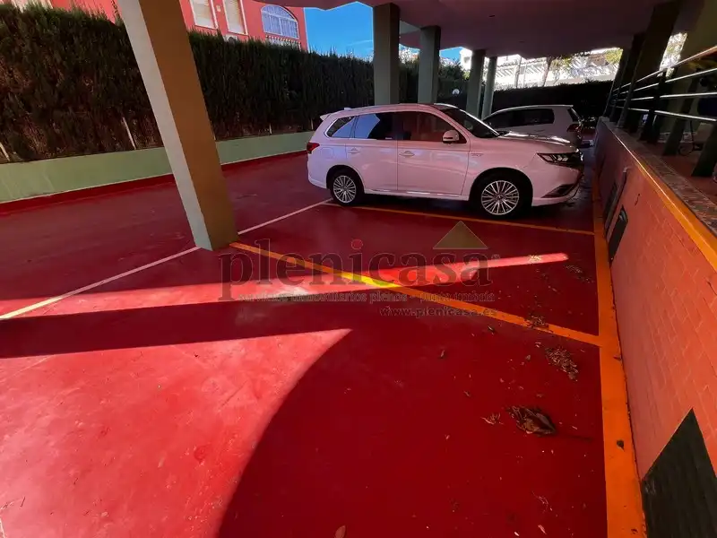 Parking de Piso en venta en Punta Umbría con Terraza, Trastero y Amueblado