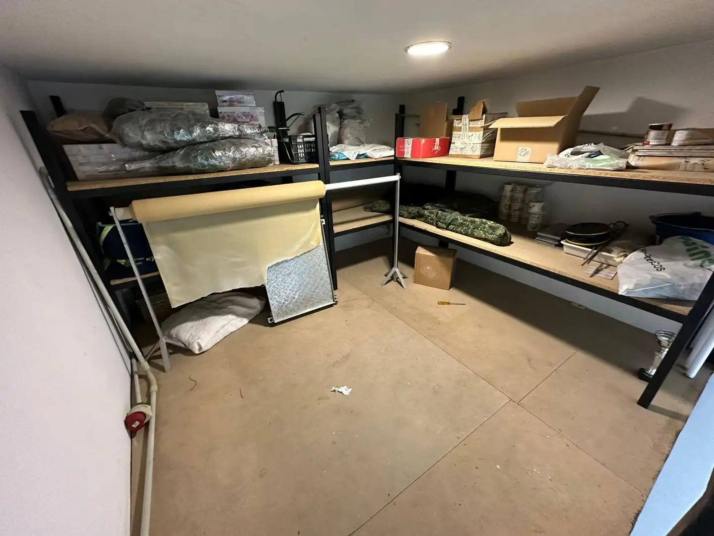 Local en venta en Ubrique con Aire acondicionado