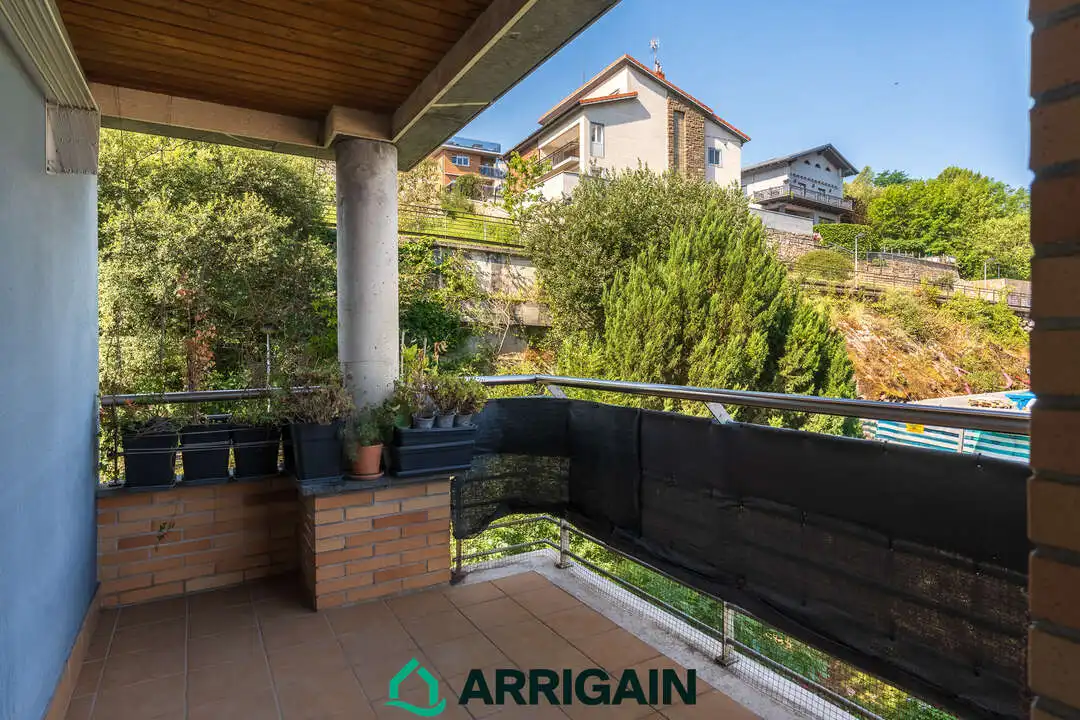 Terraza de Piso en venta en Donostia - San Sebastián  con Calefacción, Terraza y Alarma