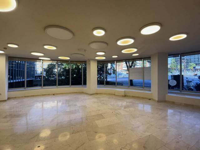 Oficina en Alquiler en Calle Gran Via de Carles III, 98 en Barri de les Corts