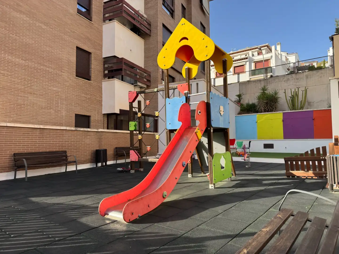 Exterior view of Flat for sale in  Granada Capital  with Air Conditioner, Terrace and Swimming Pool
