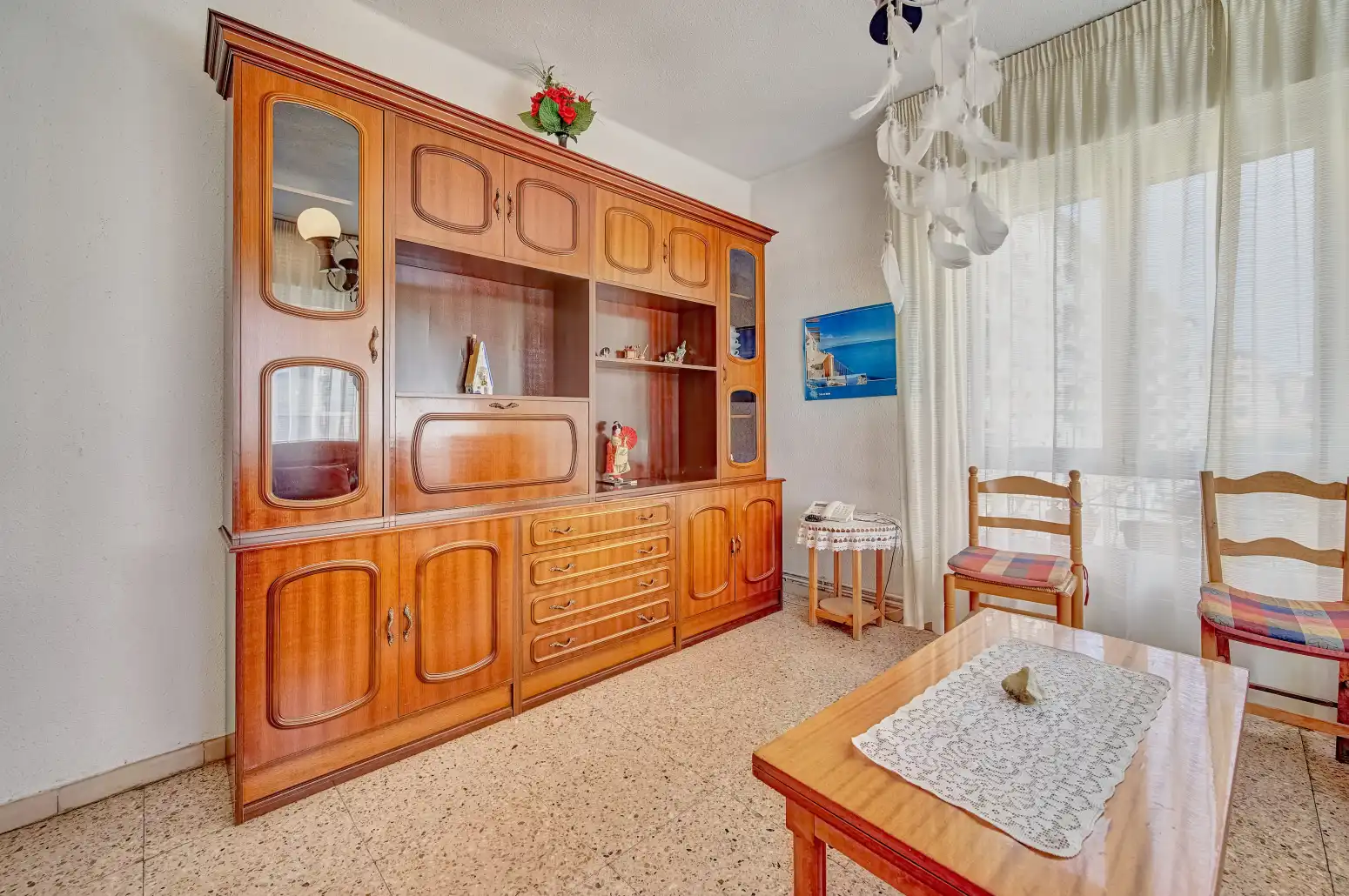 Sala d'estar de Pis en venda en Burlada / Burlata amb Calefacció, Moblat i Balcó