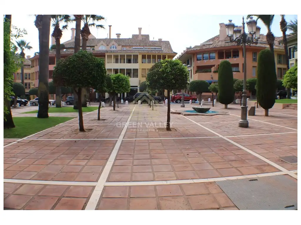 Exterior view of Commercial properties for sale in Sotogrande