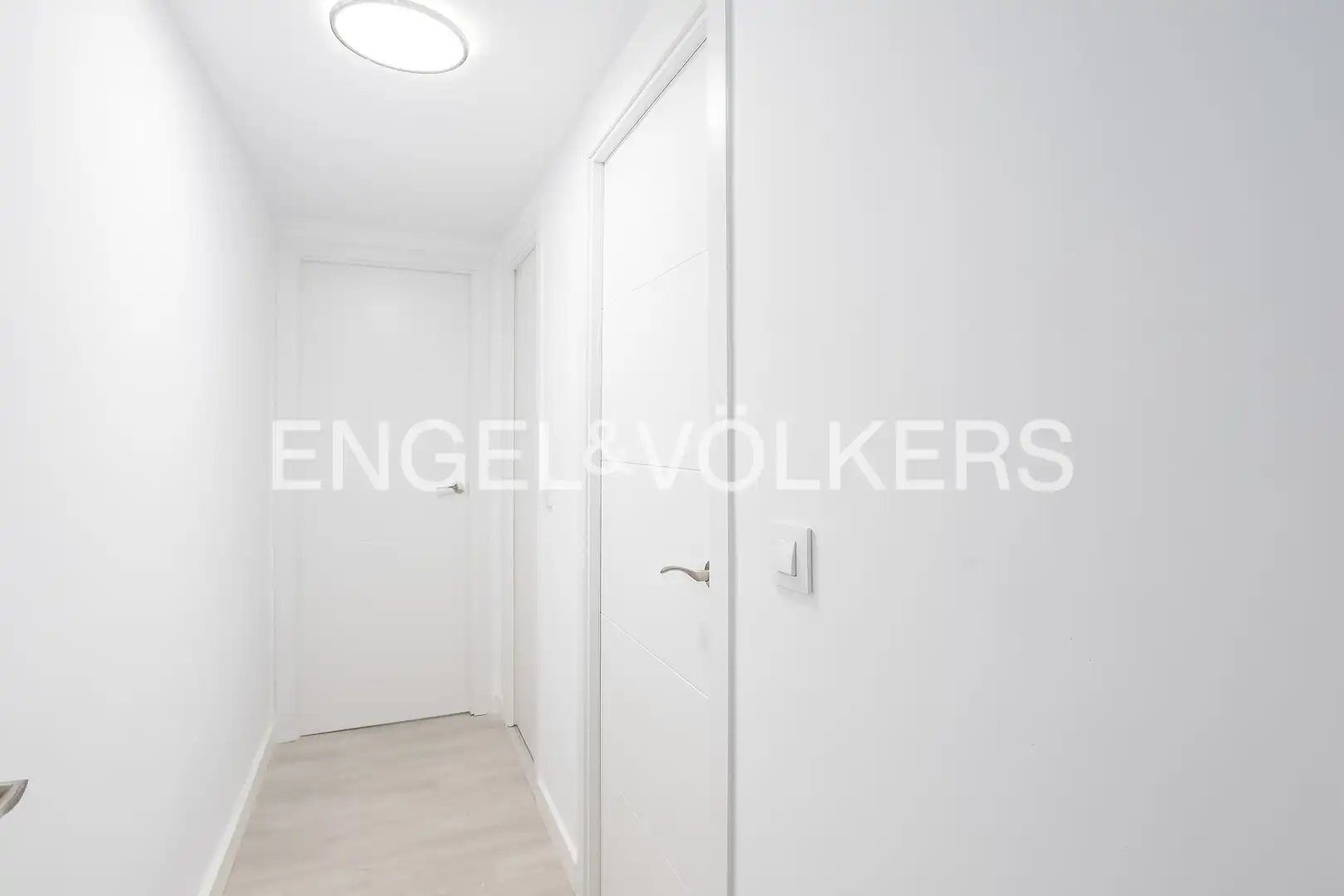 Flat for sale in Madrid  with Heating