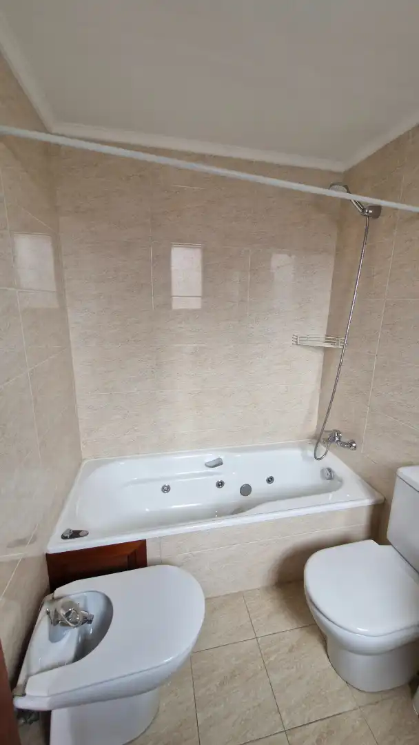 Flat with terrace to rent in Ibaiondo, imagen 25