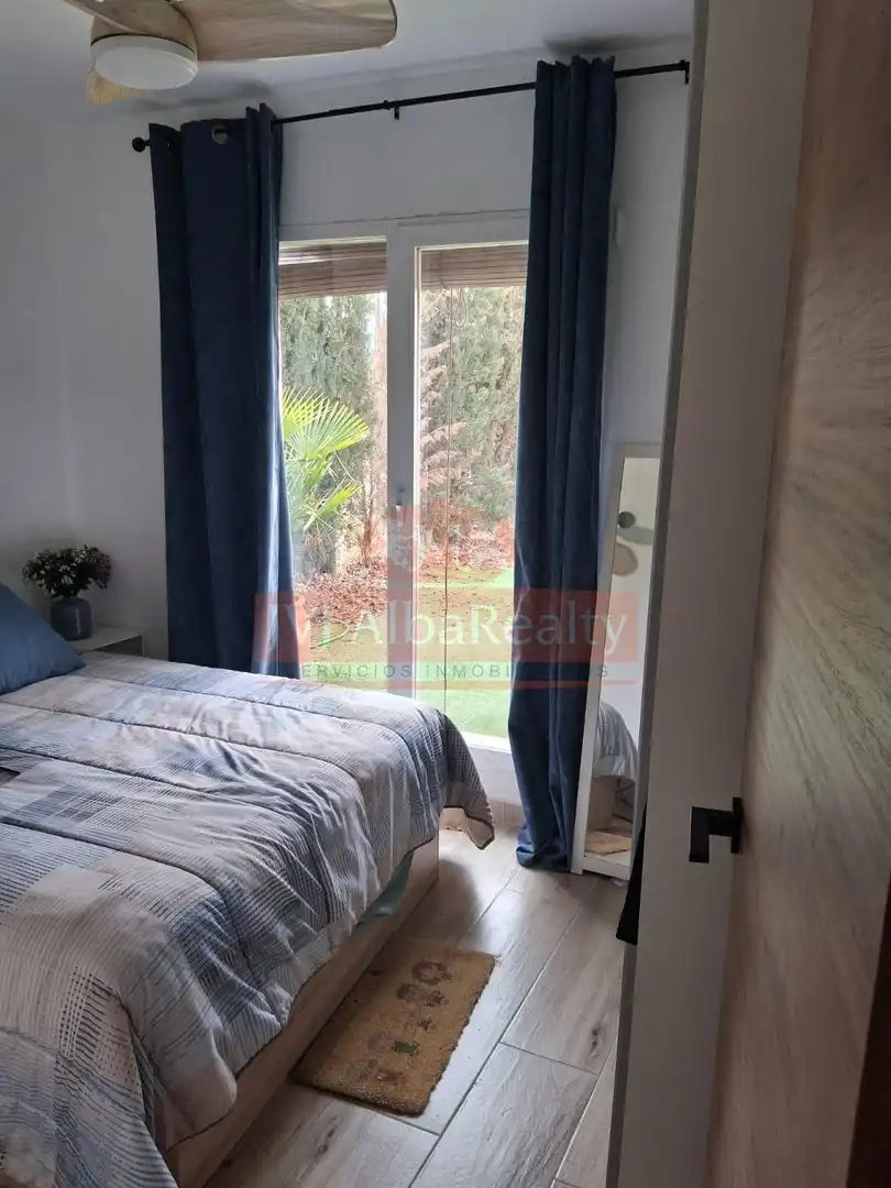 Dormitori de Casa o xalet en venda en Albacete amb Aire condicionat i Piscina