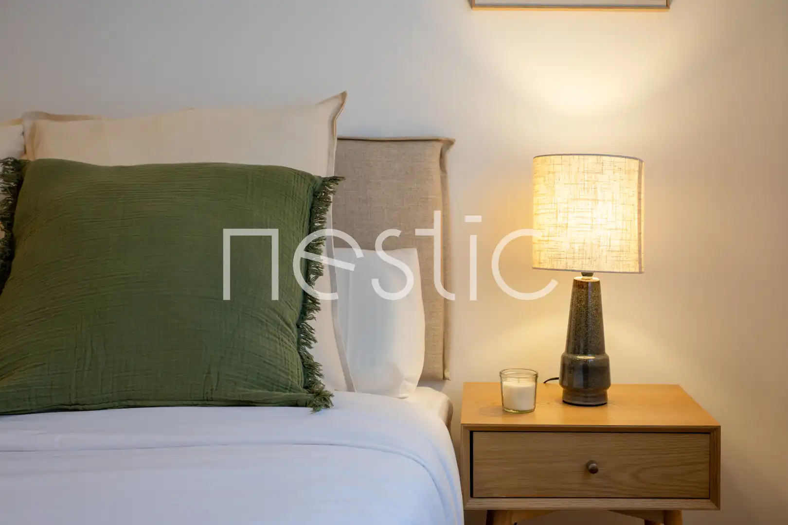 Schlafzimmer von Wohnungen zur Miete in Madrid mit Klimaanlage, Heizung und Möbliert