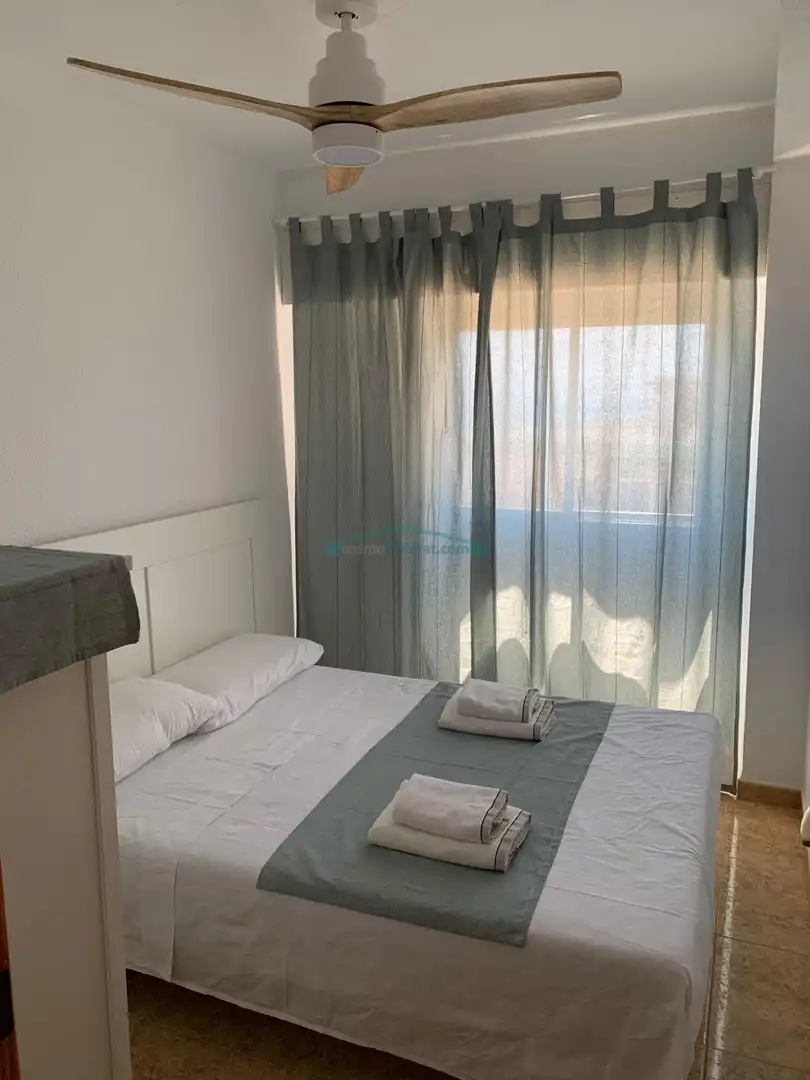 Habitación de Ático en venta en Tavernes de la Valldigna con Terraza y Balcón