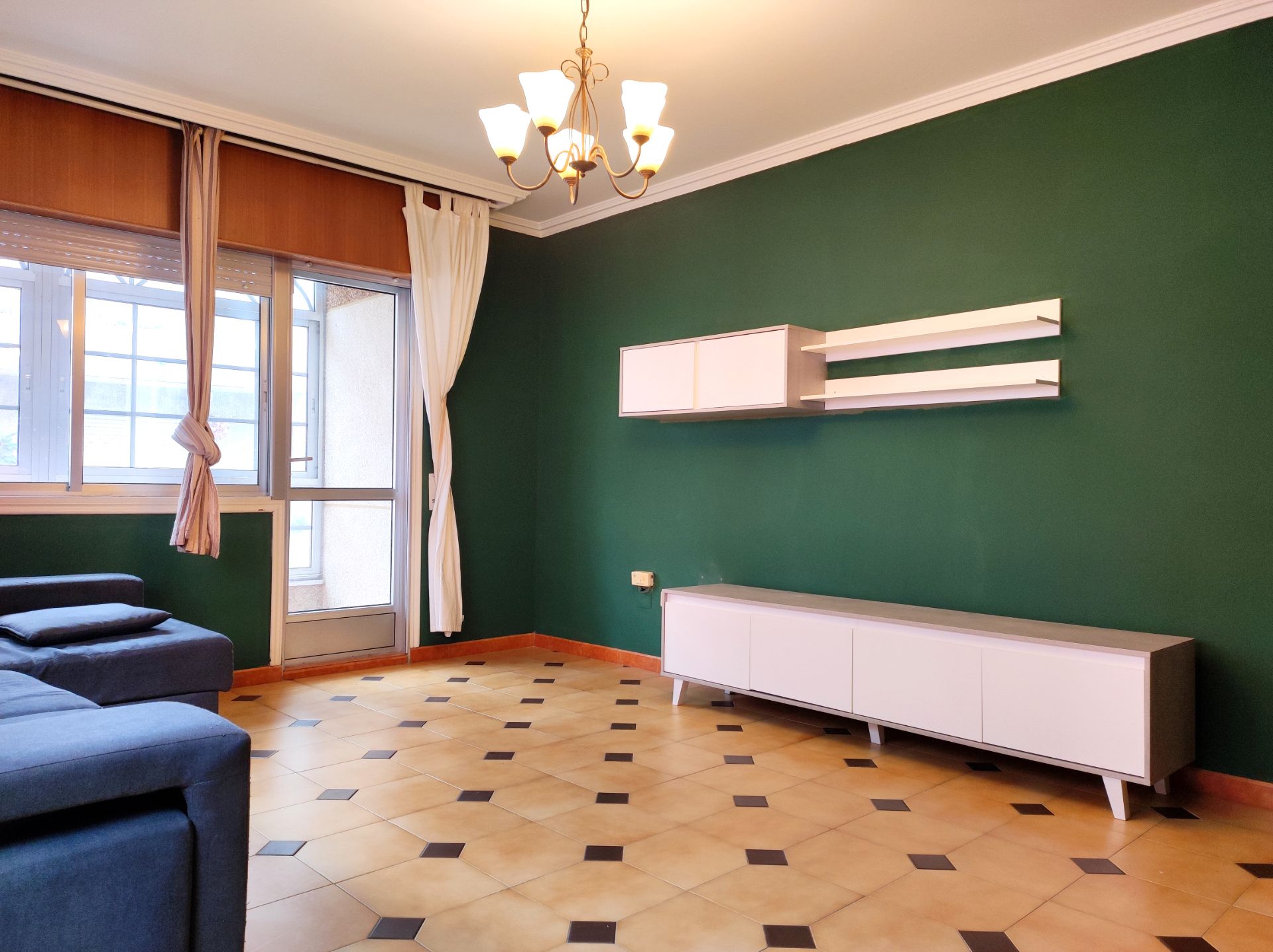Living room of Flat for sale in Arteixo  with Heating, Parquet flooring and Storage room