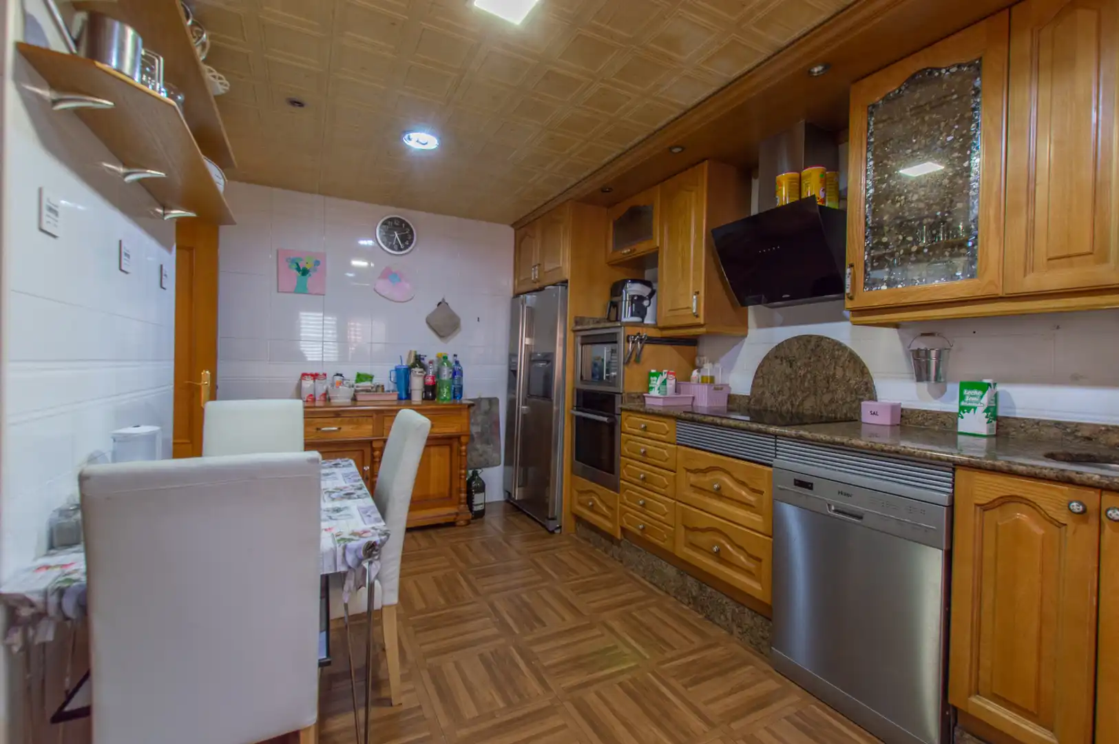 Cocina de Casa adosada en venta en Alcalá de Henares con Aire acondicionado, Calefacción y Terraza