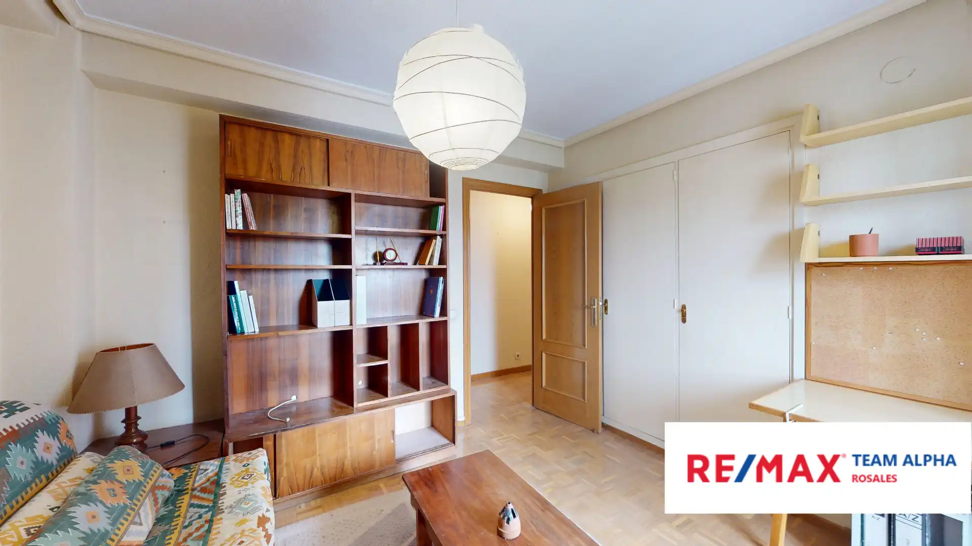 Sala d'estar de Pis en venda en Madrid amb Aire condicionat, Calefacció i Jardí privat