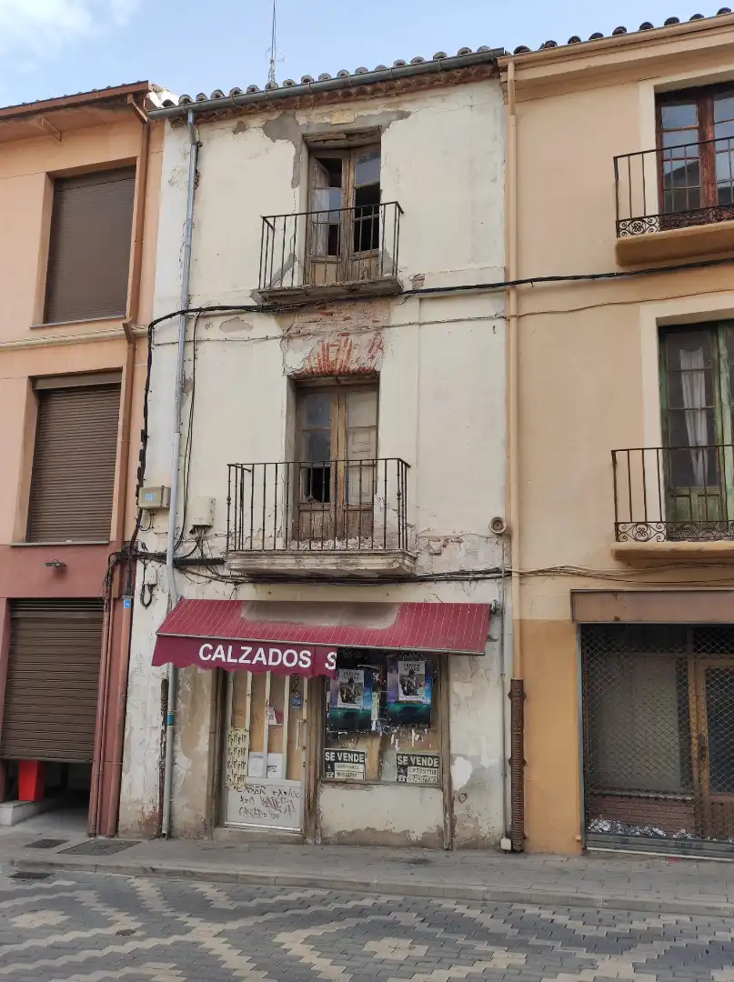 Terreni e lotti in vendita a Calle de la Feria 4