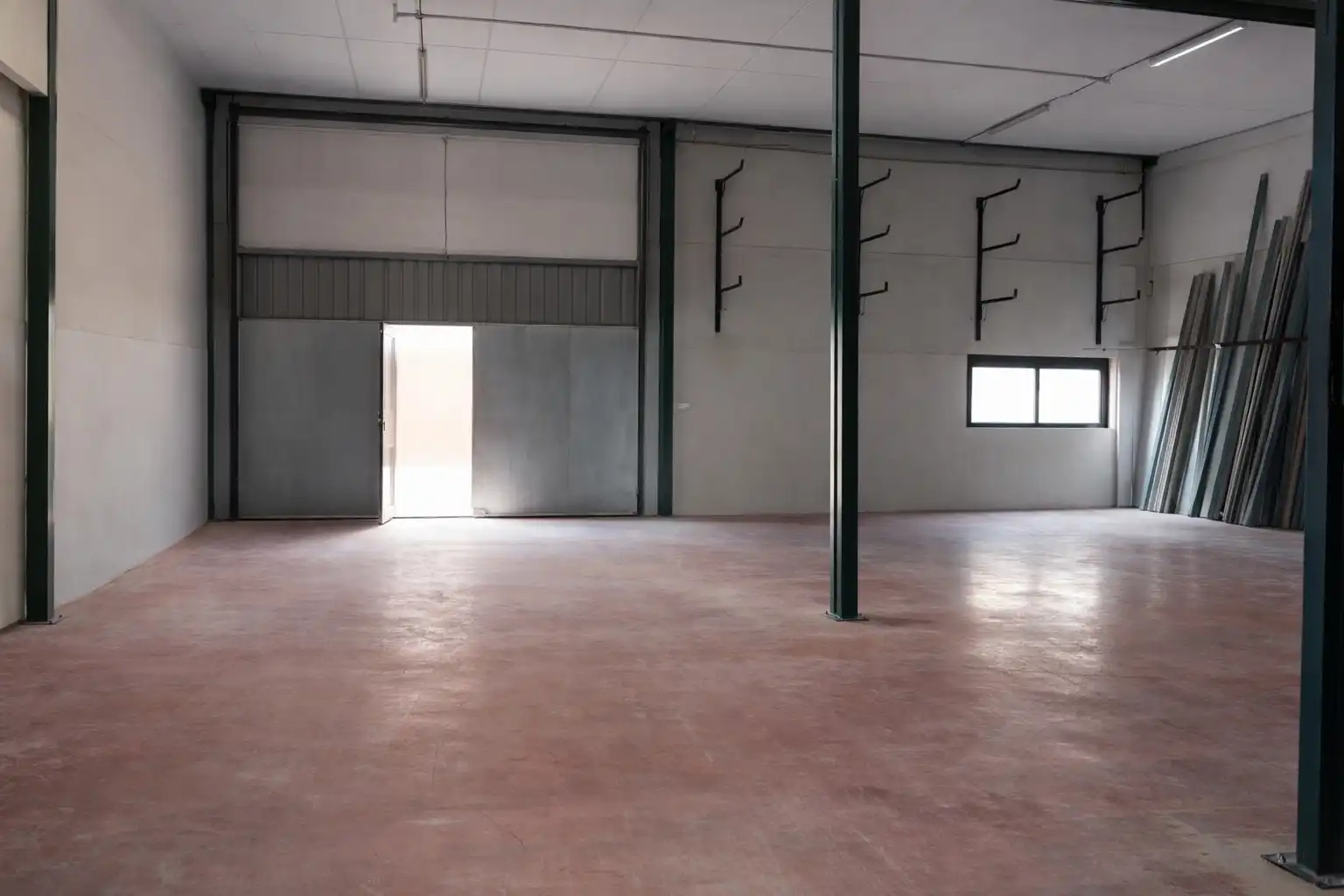 Nave industrial en venta en Boadilla del Monte con Calefacción