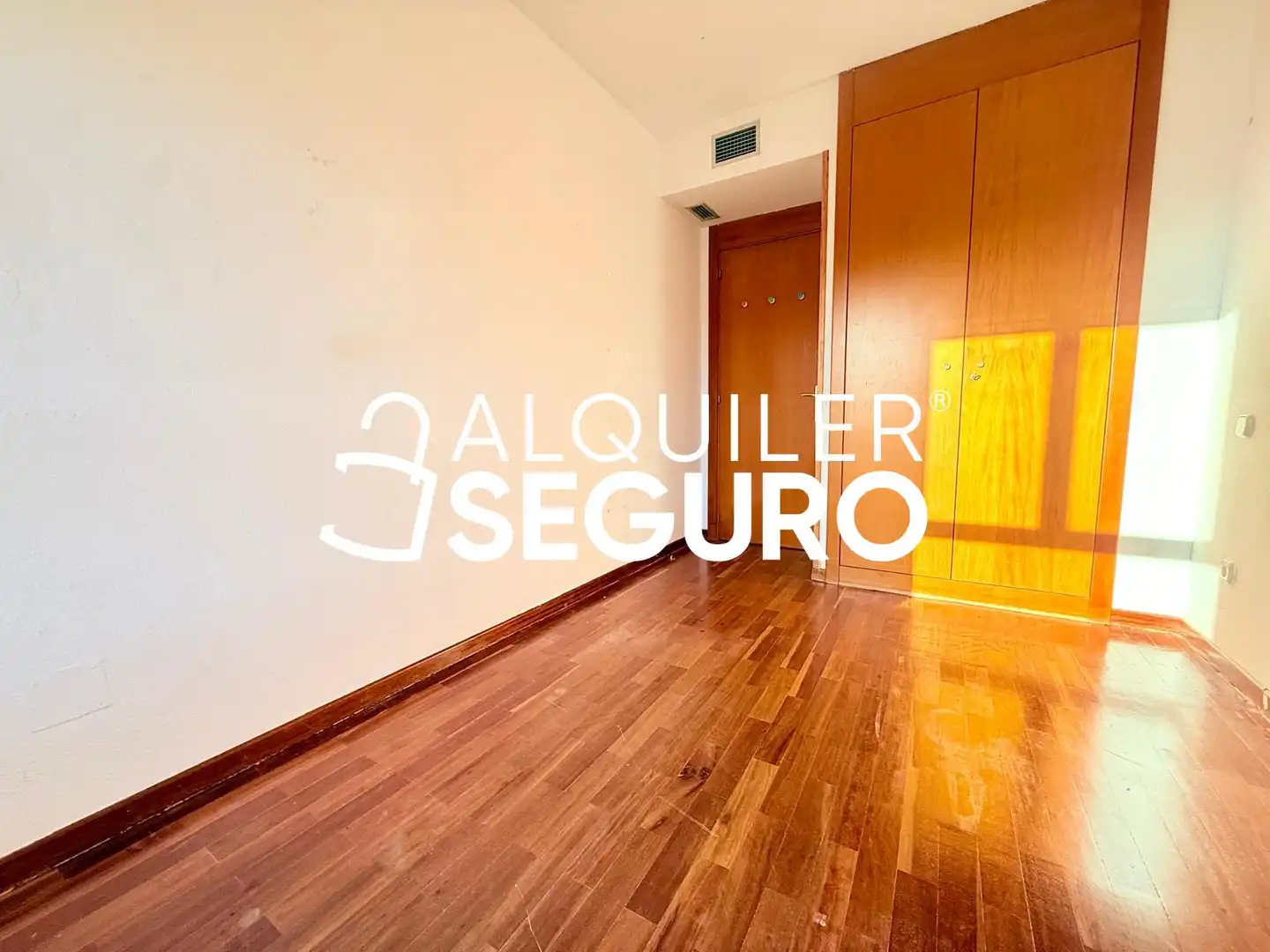 Flat for rent in de Pablo Iglesias, Bellas Vistas
