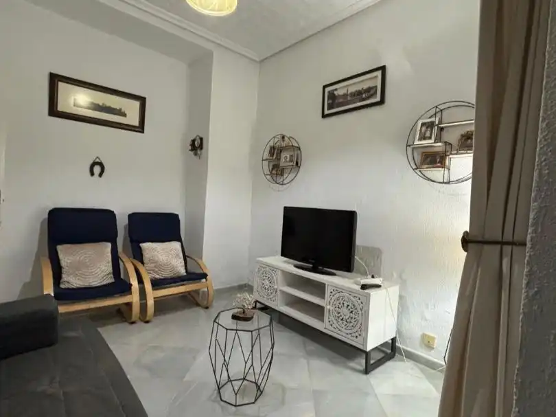 Sala de estar de Casa o chalet en venta en Torredonjimeno con Terraza y Balcón