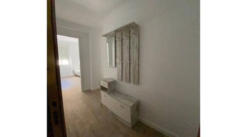 INMOBILIARIA SERRERIA VENDE EN EXCLUSIVA ESTE BONITO PISO junto  a los viveros muy centrico.La vivienda es del 1962 se t, image 5