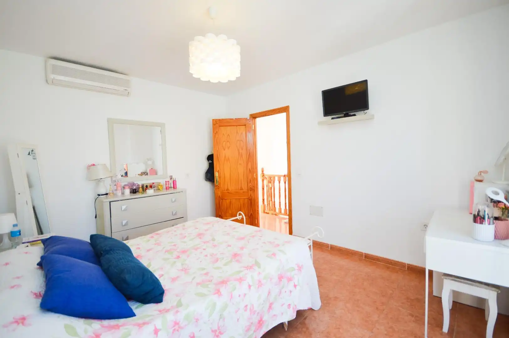 Schlafzimmer von Haus oder Chalet zum Verkauf in Huércal de Almería mit Klimaanlage, Heizung und Terrasse