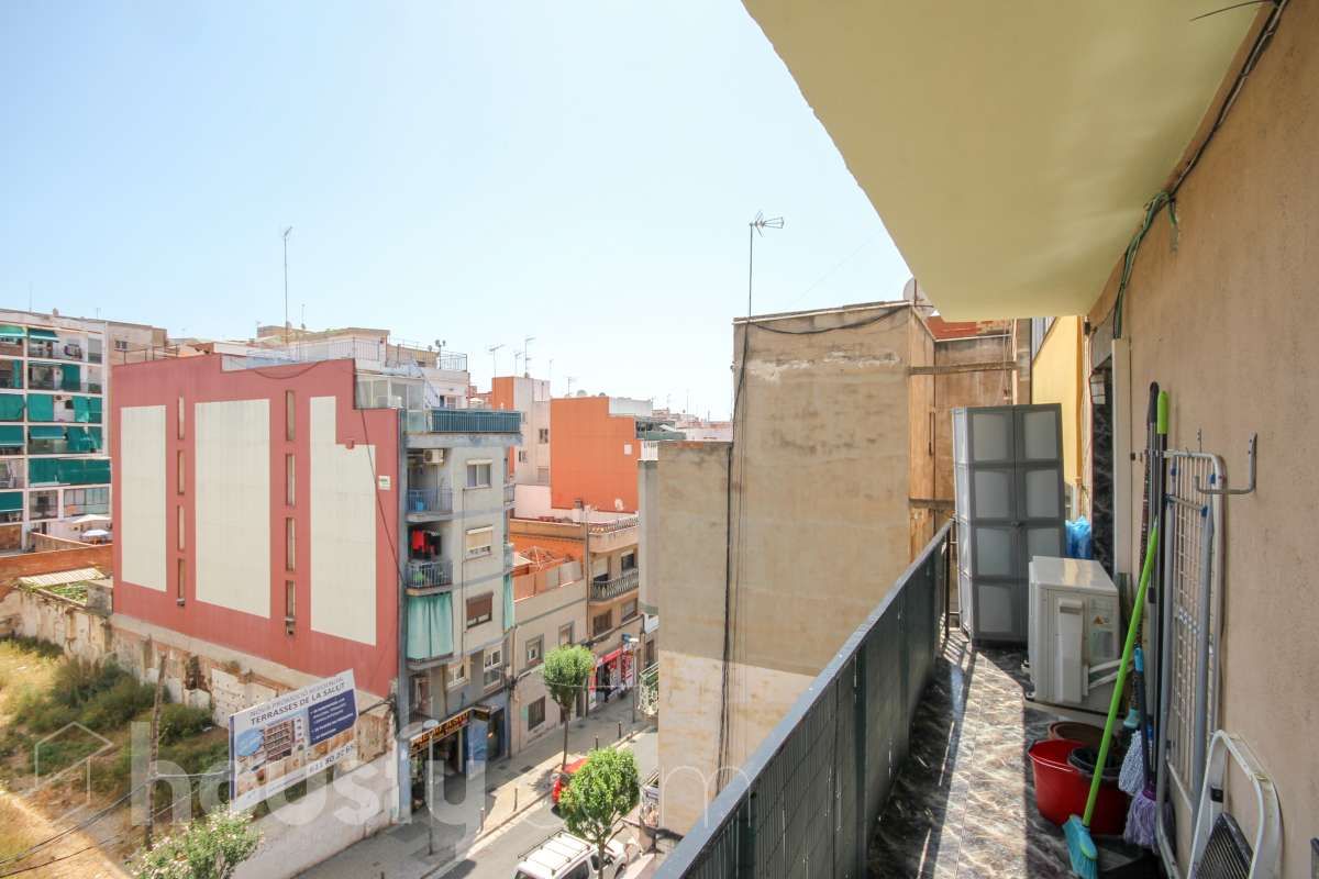 Exterior view of Flat for sale in Badalona