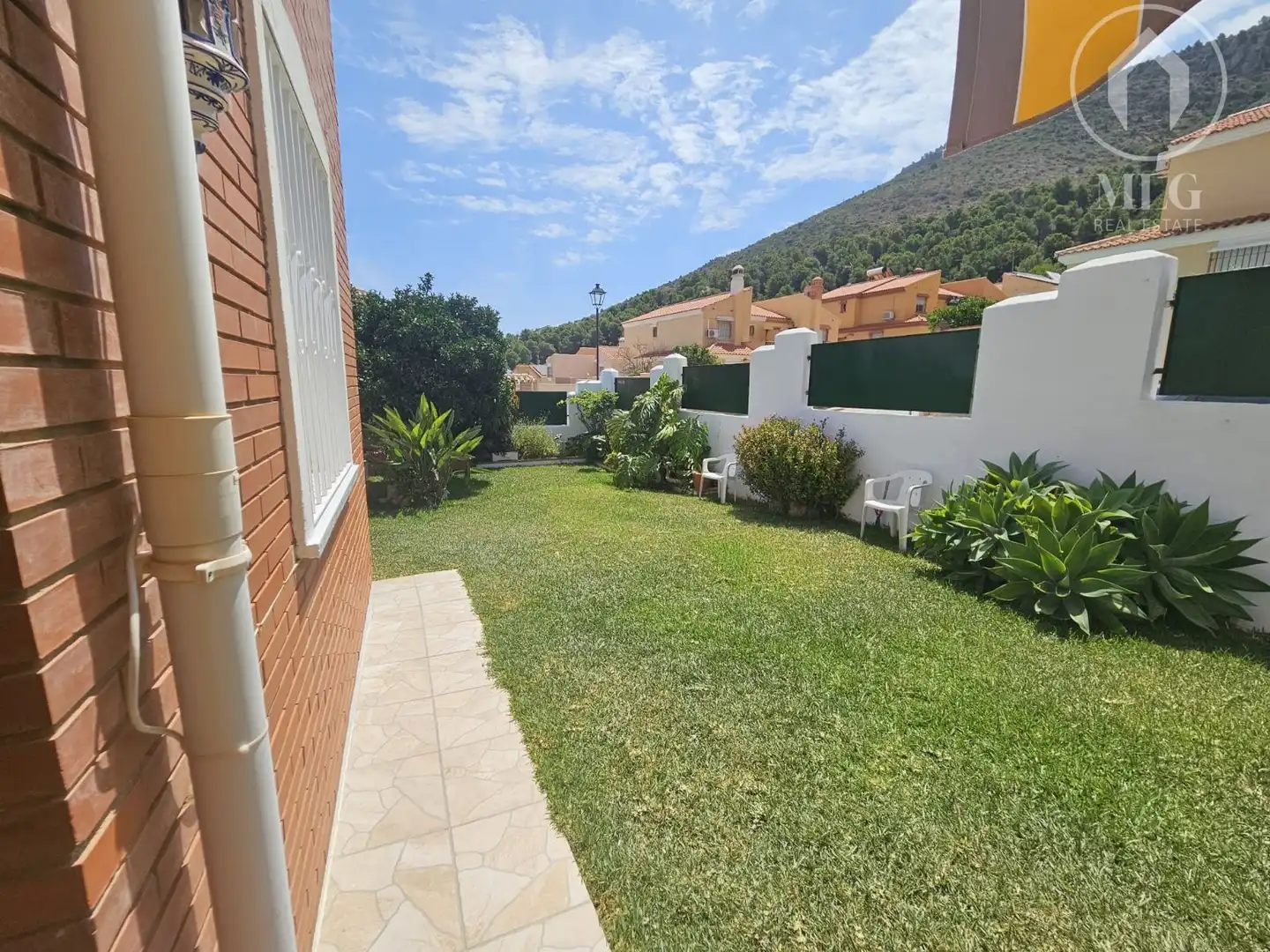 Jardín de Casa adosada en venta en Alhaurín de la Torre con Aire acondicionado y Amueblado