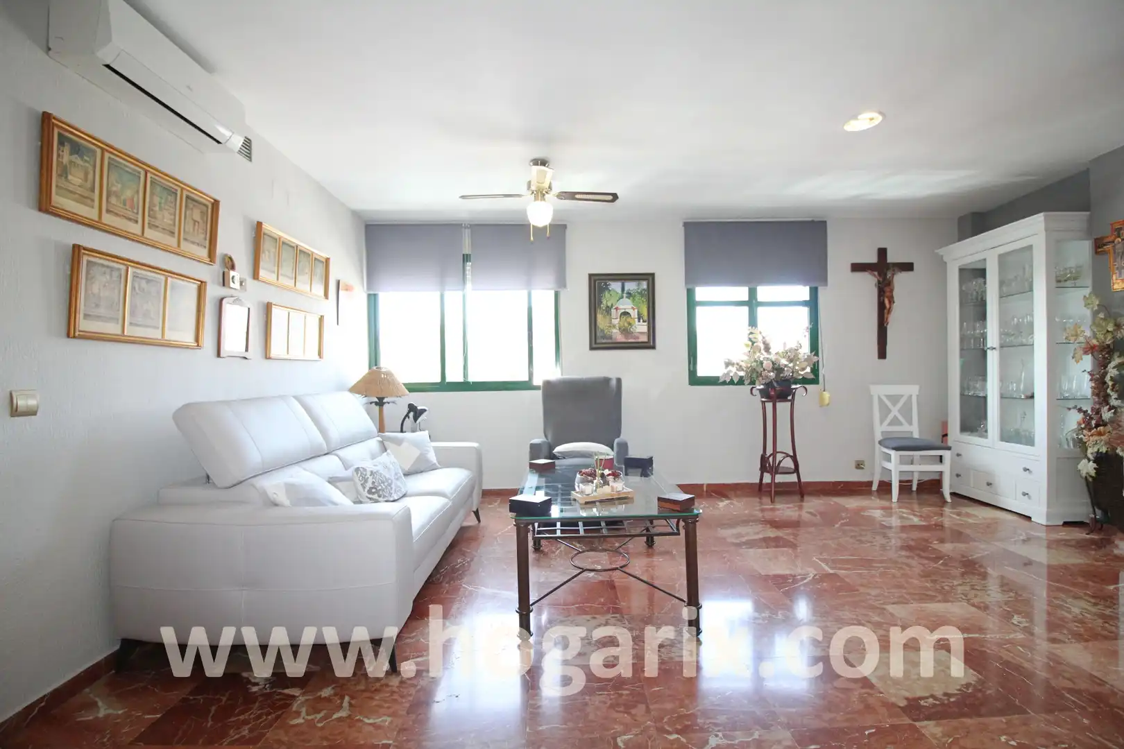 Sala d'estar de Casa adosada en venda en Huelva