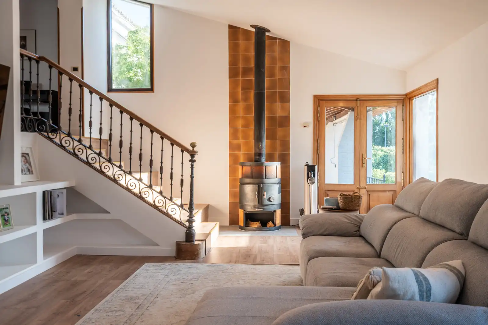 Sala de estar de Casa o chalet en venta en Las Rozas de Madrid con Aire acondicionado, Calefacción y Jardín privado