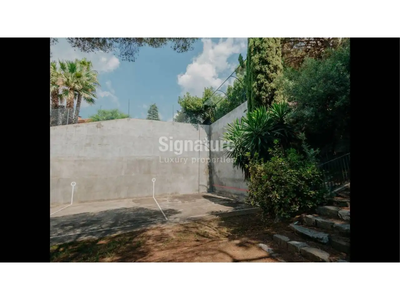 Vista exterior de Casa o xalet en venda en Sant Andreu de Llavaneres amb Calefacció, Jardí privat i Terrassa